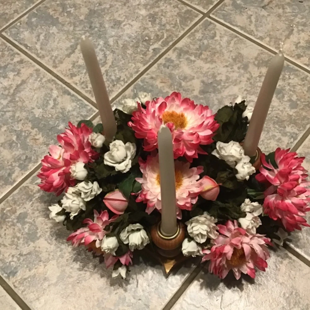 Silk Floral Centerpiece Wooden Heart Candle Stand Centerpiece